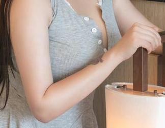 青豆客 – 谢忱倬蕾丝晃眼原图，跟着我的眼睛，快看那一闪而过的优雅！